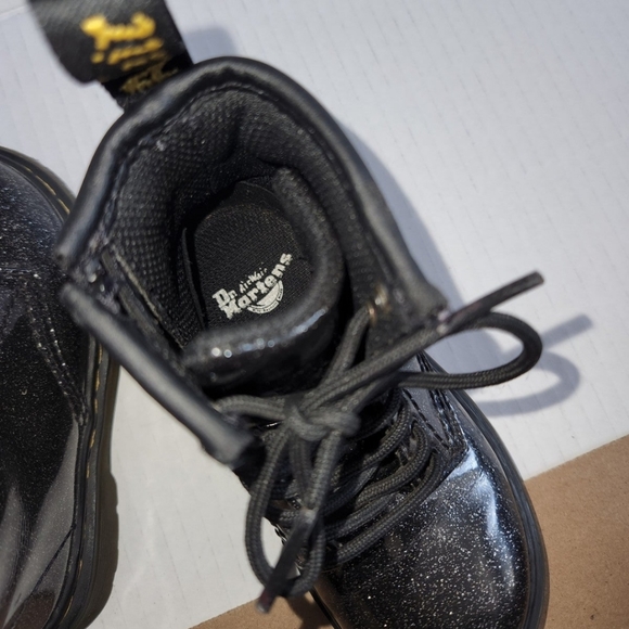 Doc marten toddler boots in size 7 silver black sparkle. - Picture 6 of 12